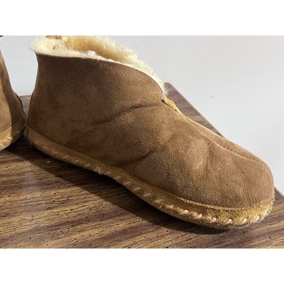 LL Bean Mens 9 Wide Wicked Good Slippers Suede Shearling Bootie Mocs - Picture 5 of 10